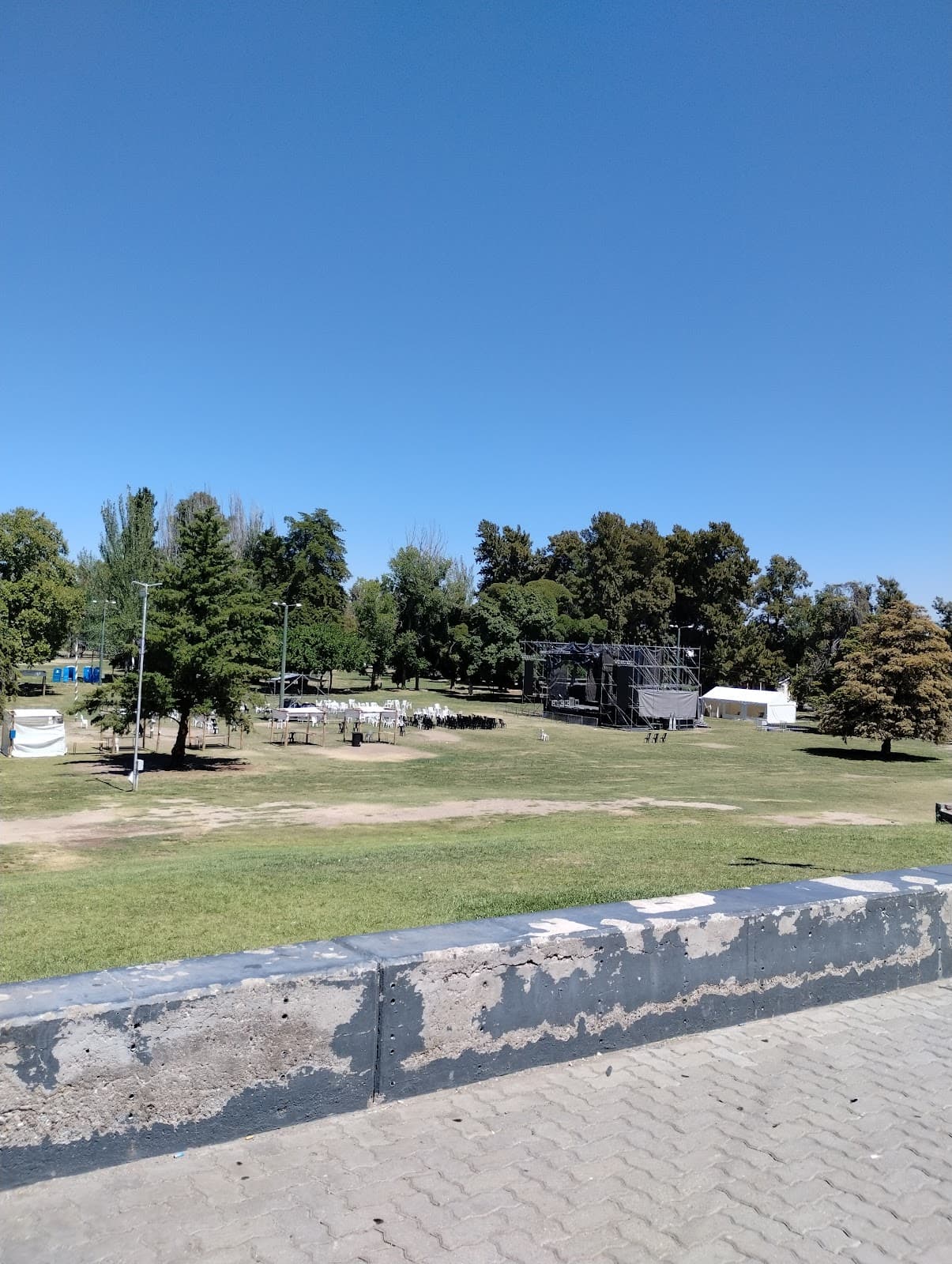 Chacho Santa Cruz Amphitheater - Image 1