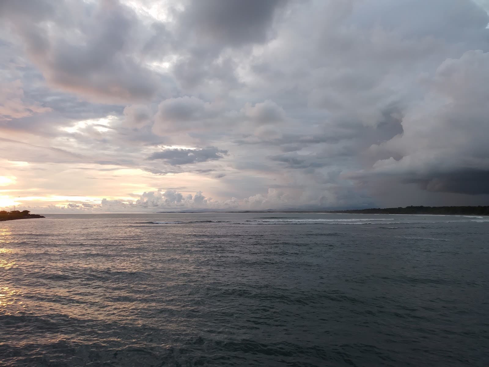 Quepos Malecón - Image 1