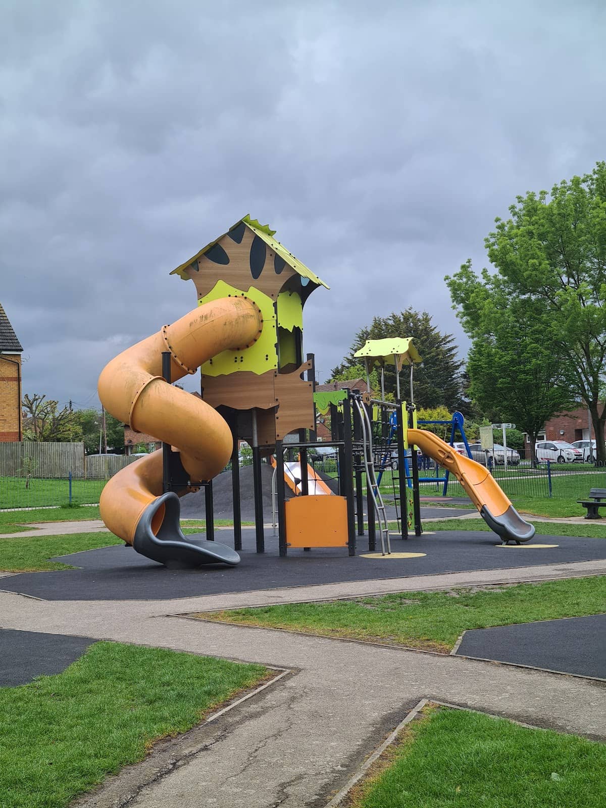 Fitness & Sports Facilities