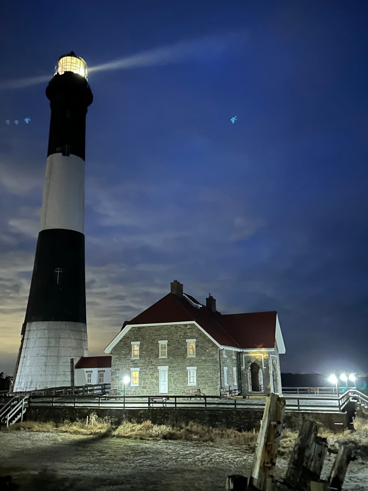 Fire Island Lighthouse - Image 1
