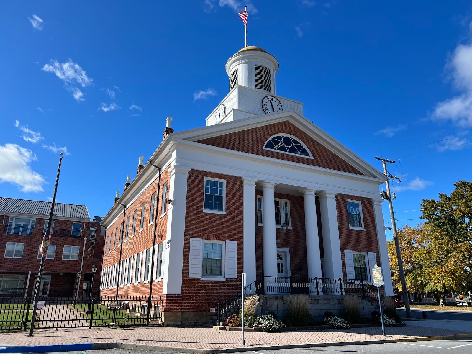 Bedford County Courthouse - Image 1