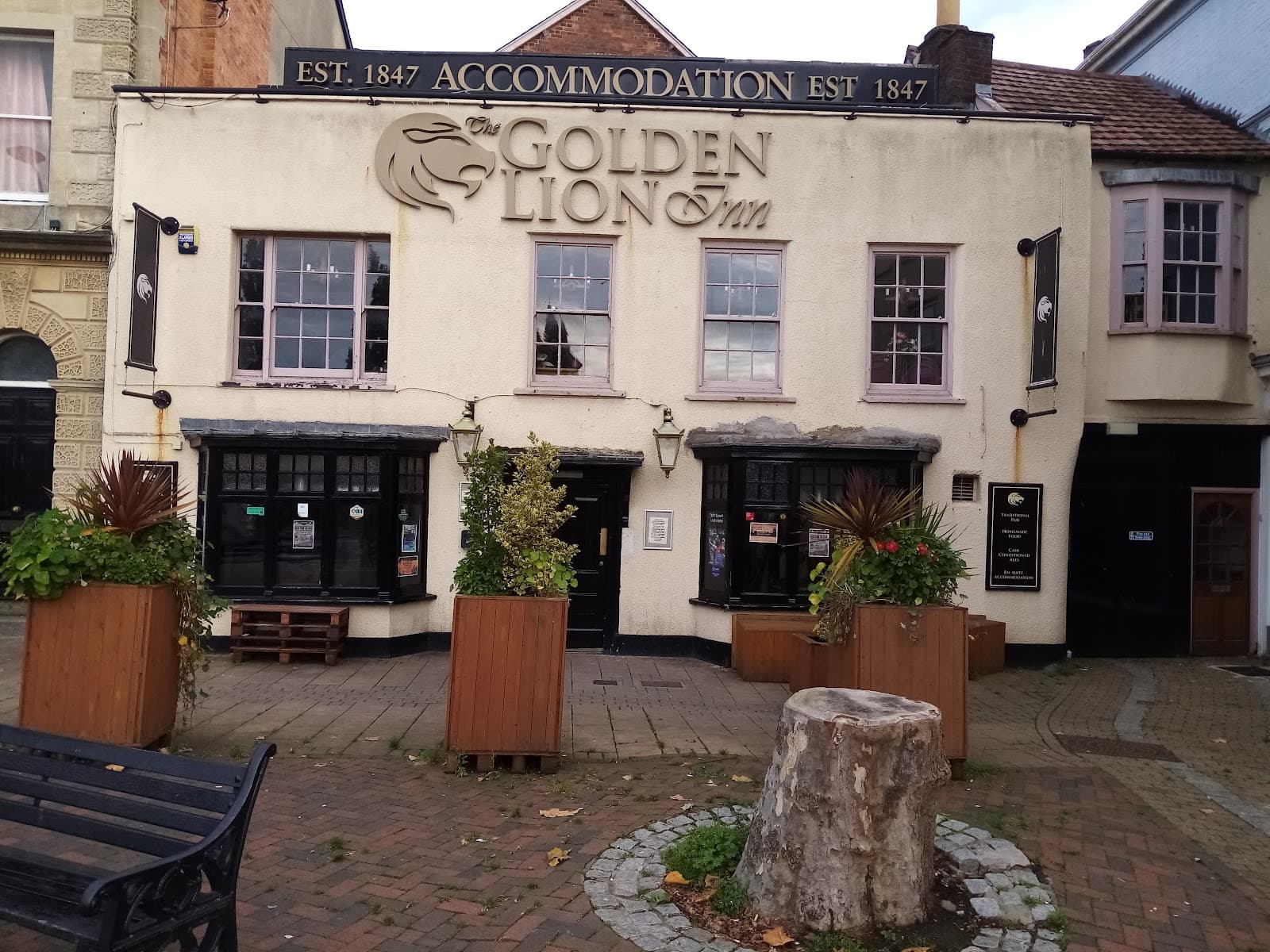 The Square Barnstaple - Image 1