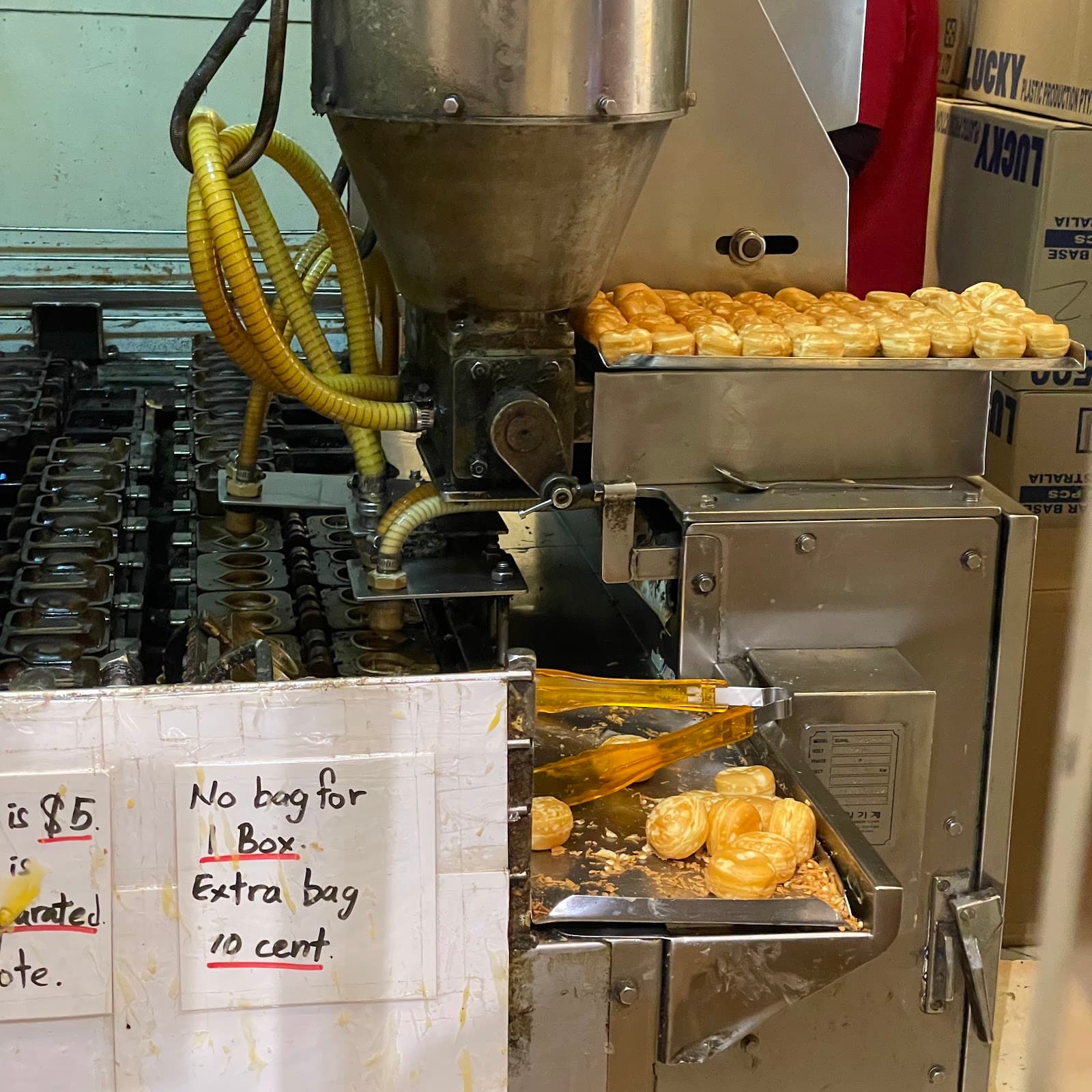 Emperor's Cream Puff - Image 1