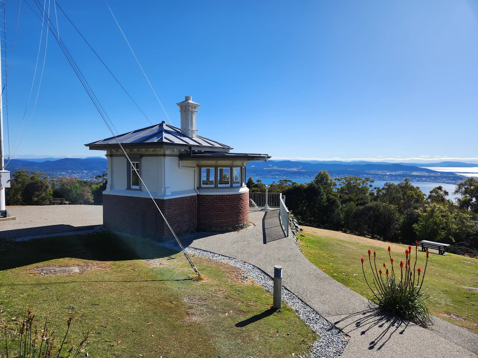 Mount Nelson Signal Station - Image 1