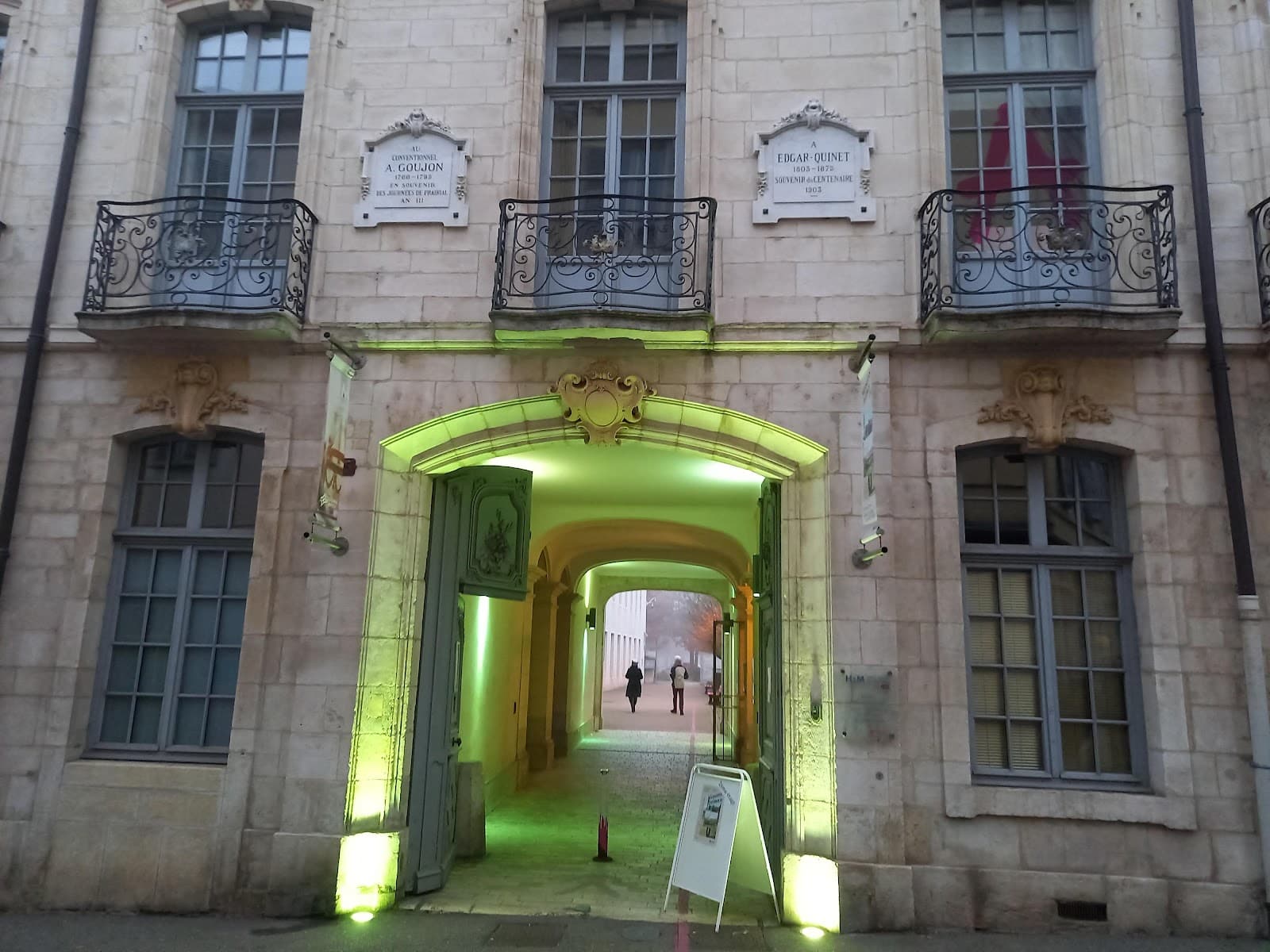 H2M – Espace d'art contemporain - Image 1