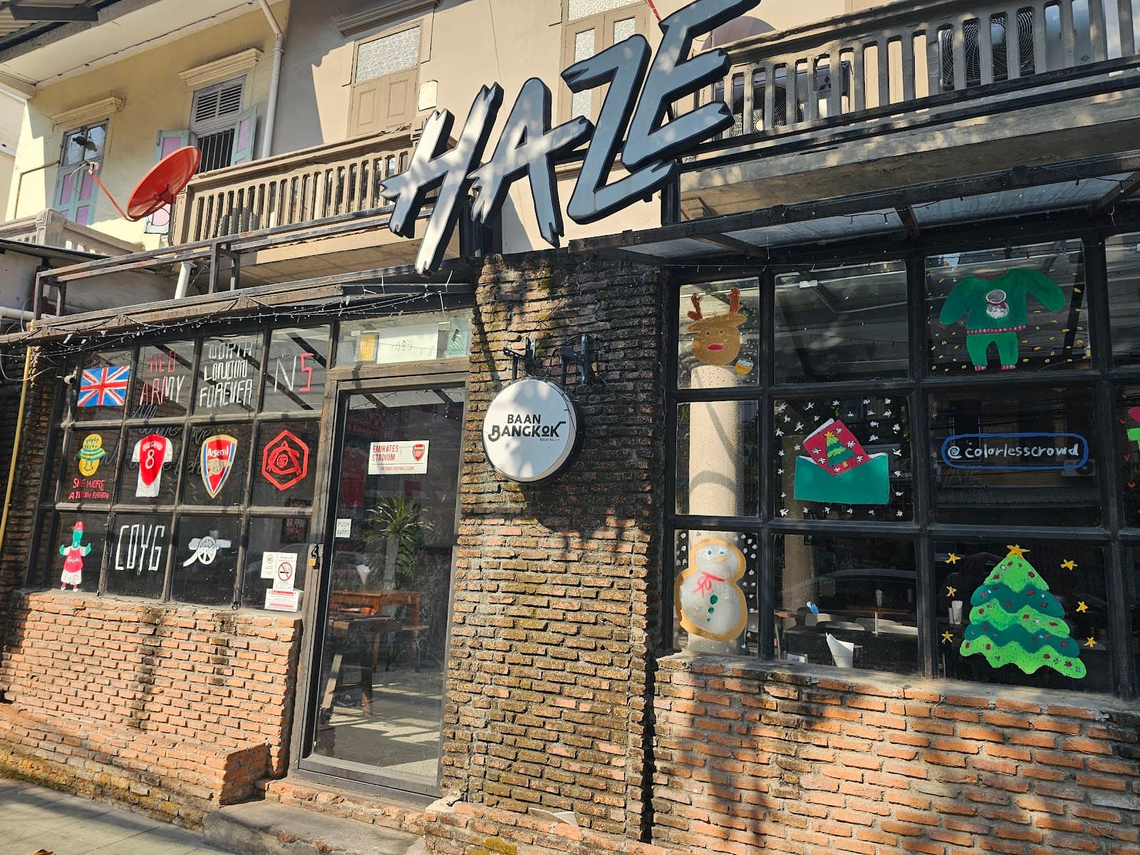 Haze Bar, Chinatown, Bangkok - Image 1