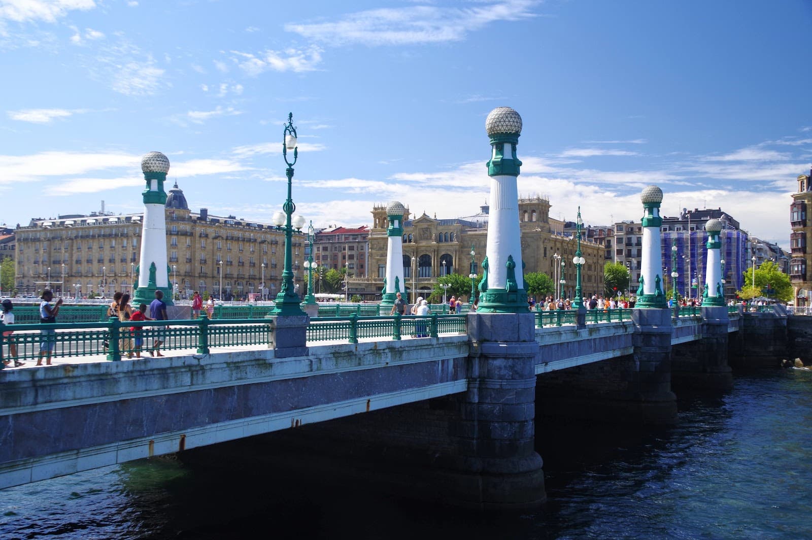 Zurriola Bridge - Image 1