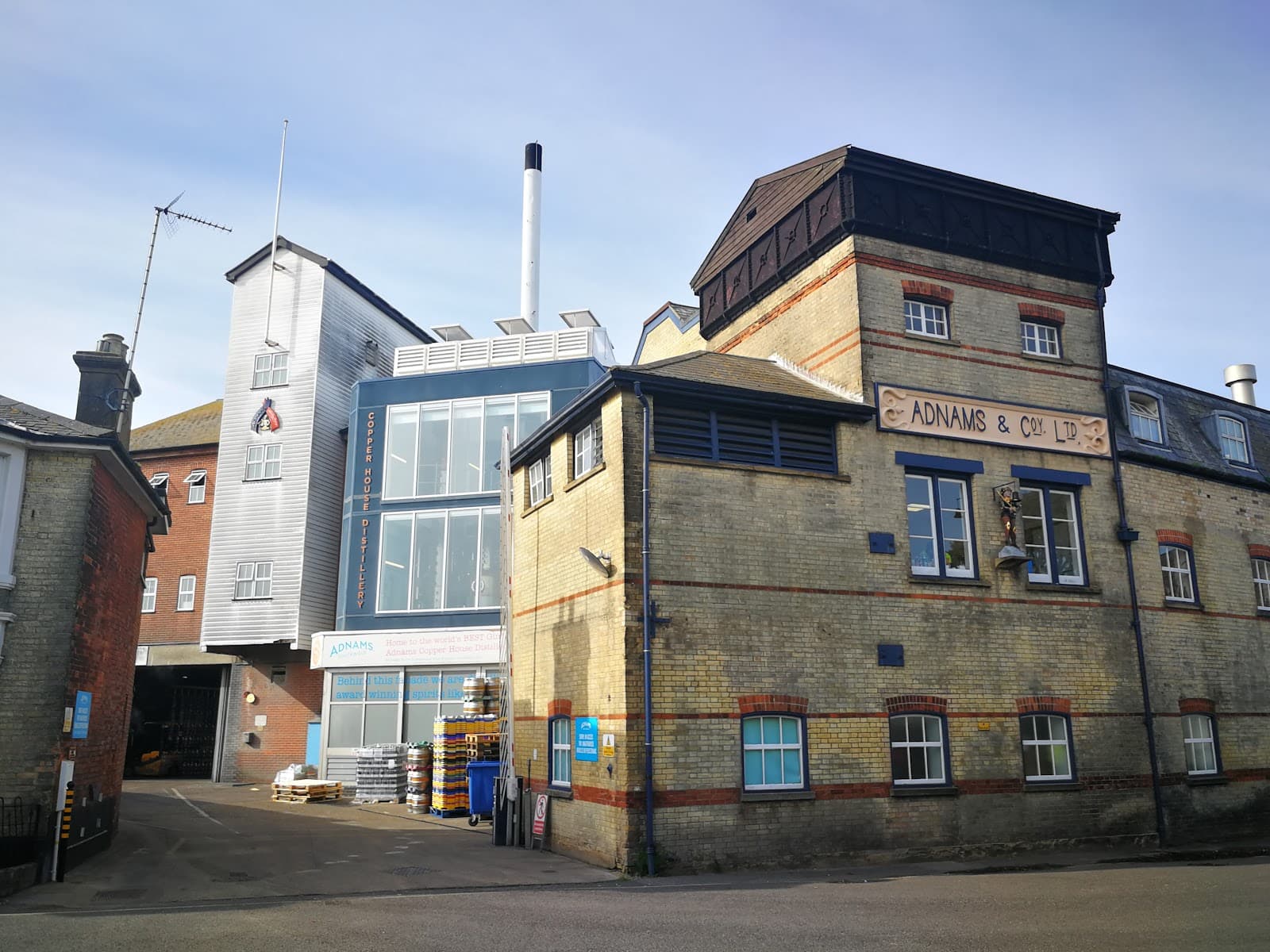 Adnams Brewery and Distillery Tours - Image 1