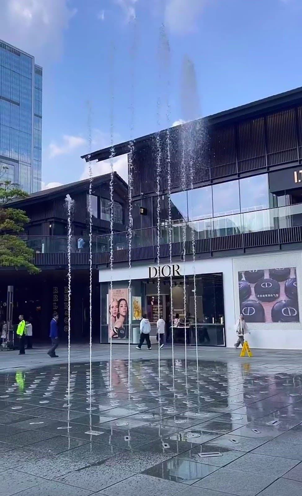 Sino-Ocean Taikoo Li Chengdu - Image 1