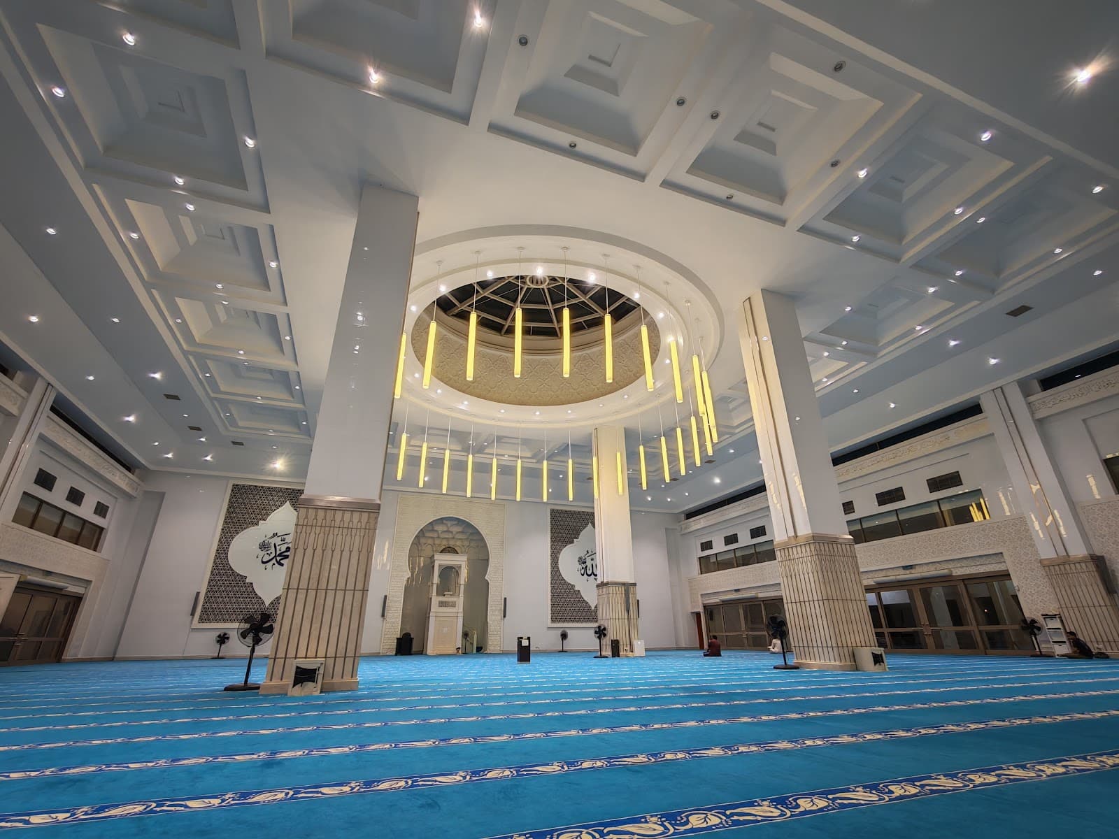 Kota Iskandar Mosque - Image 1