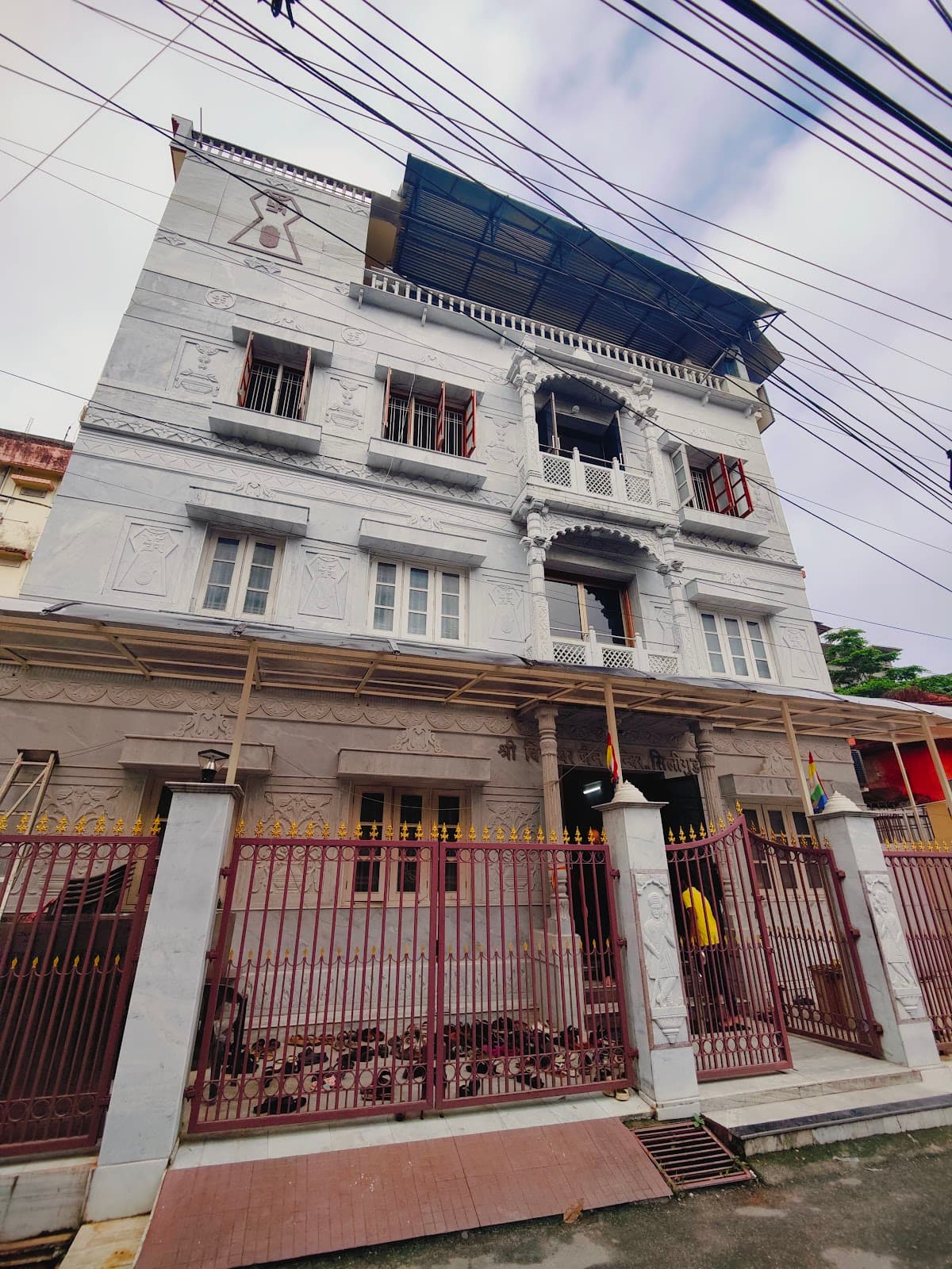 Digambar Jain Temple, Sevoke Road - Image 1