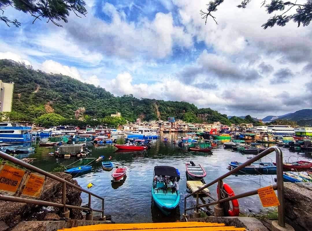 Tung Lung Chau Campsite - Image 1