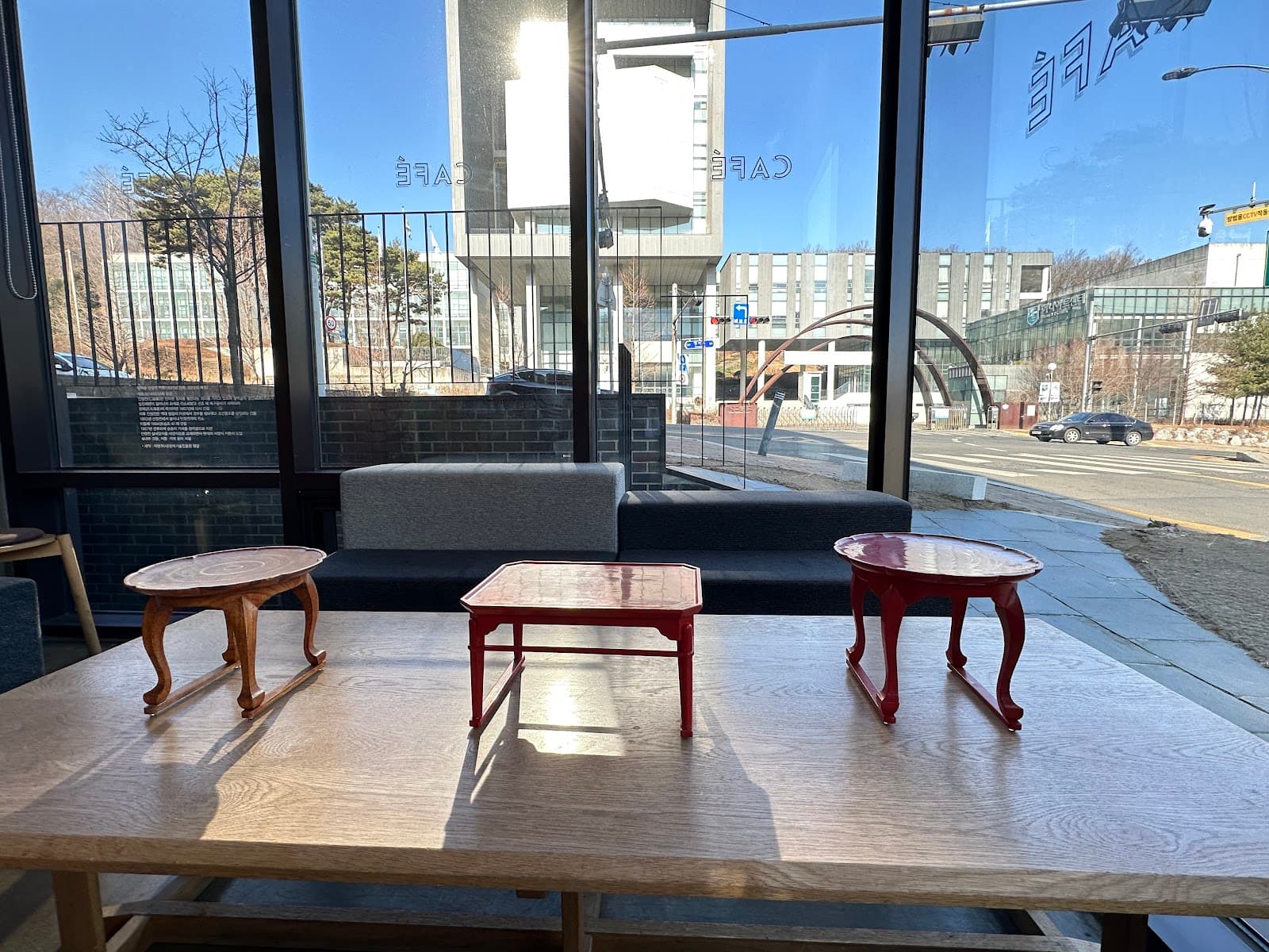 1in1jan Cafe - Image 1