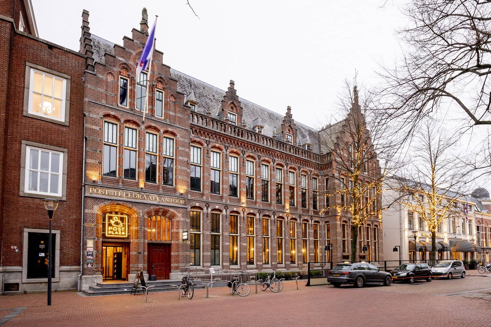 Festive Holiday Decor