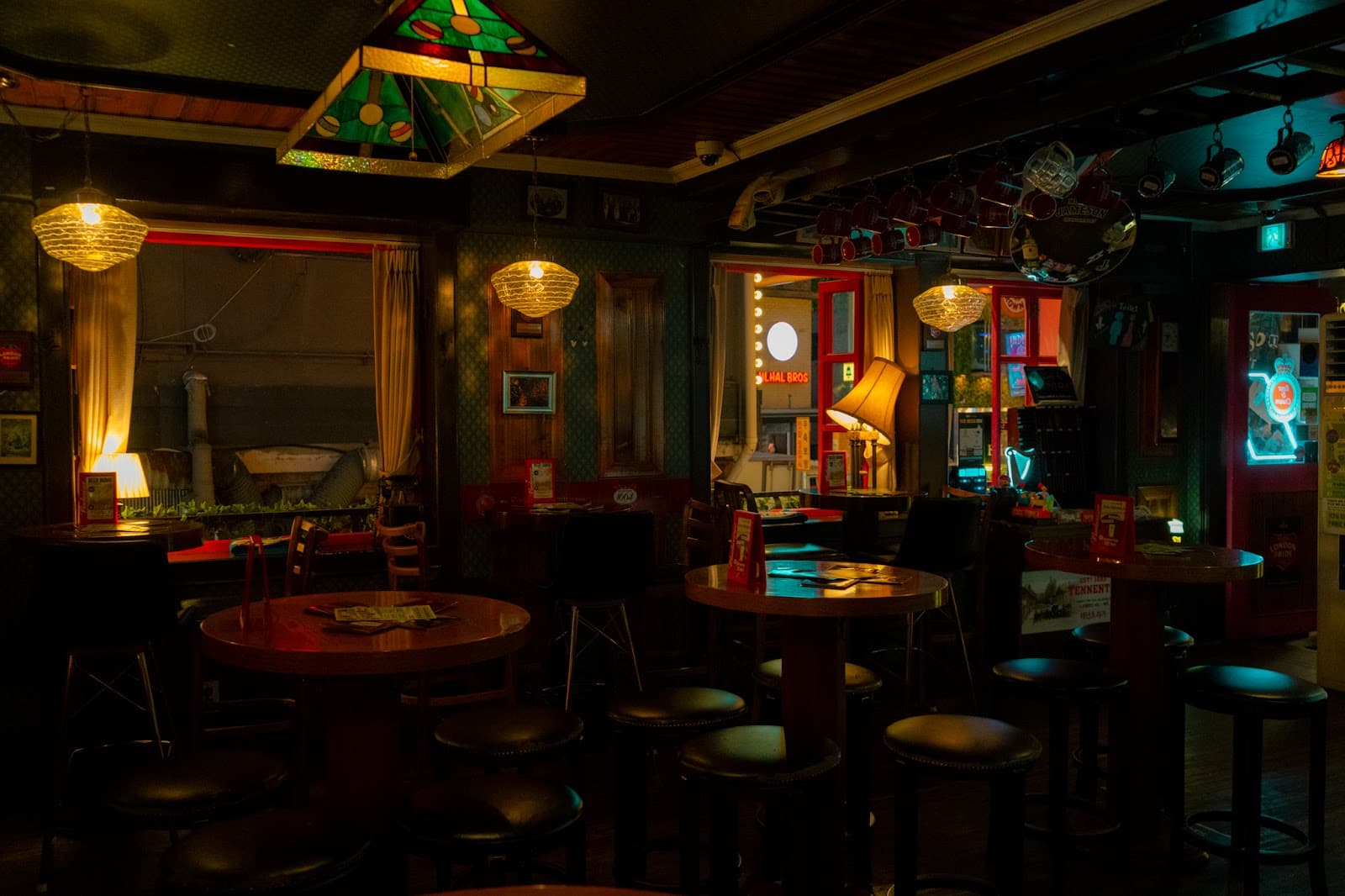 Rose & Crown Ale House - Image 1