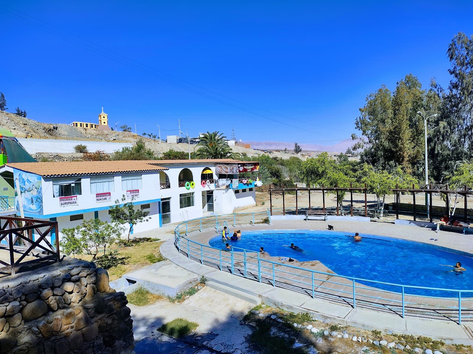 Calientes Hot Springs (Pachía) - Image 1