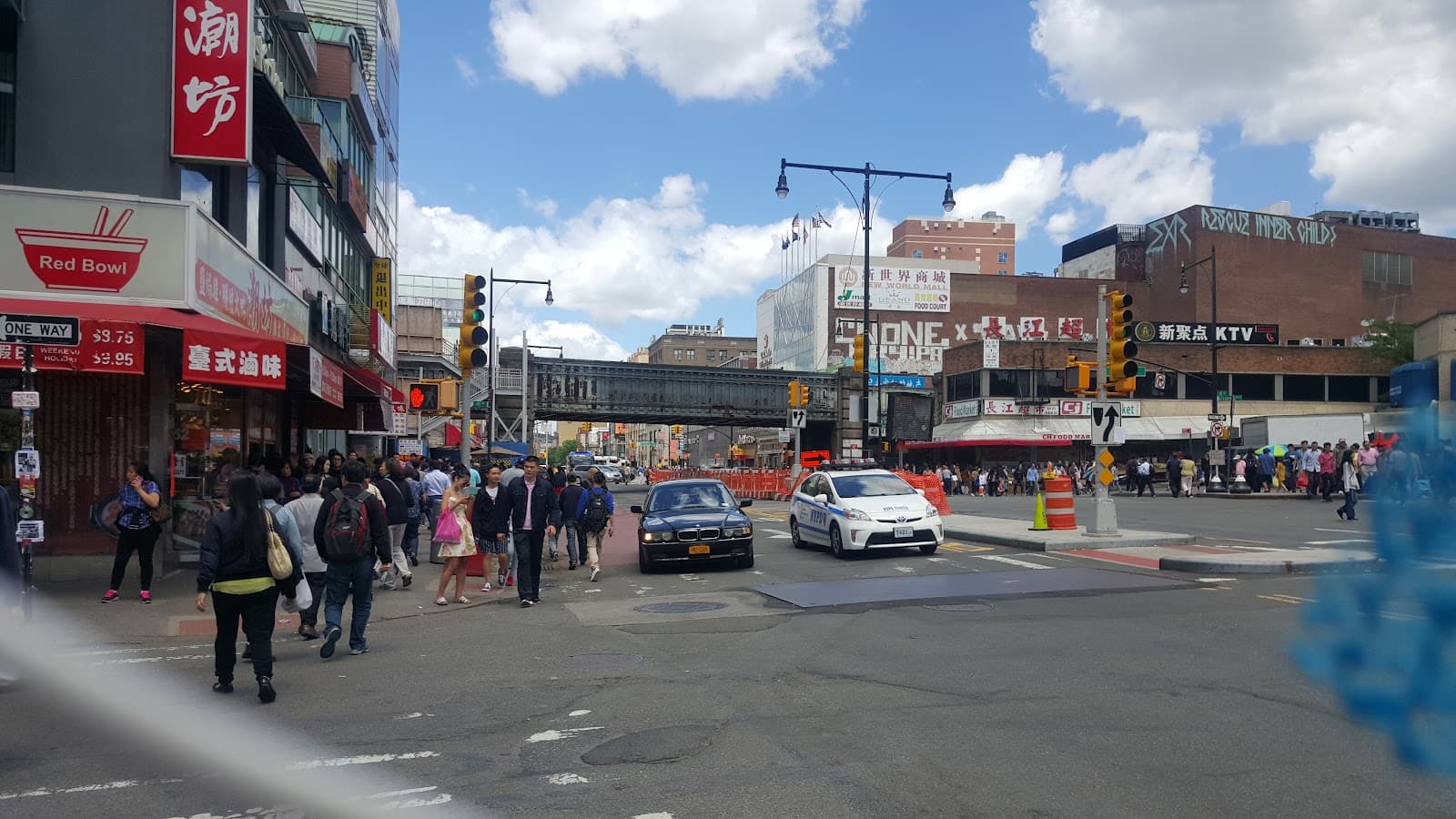 Main Street, Flushing - Image 1