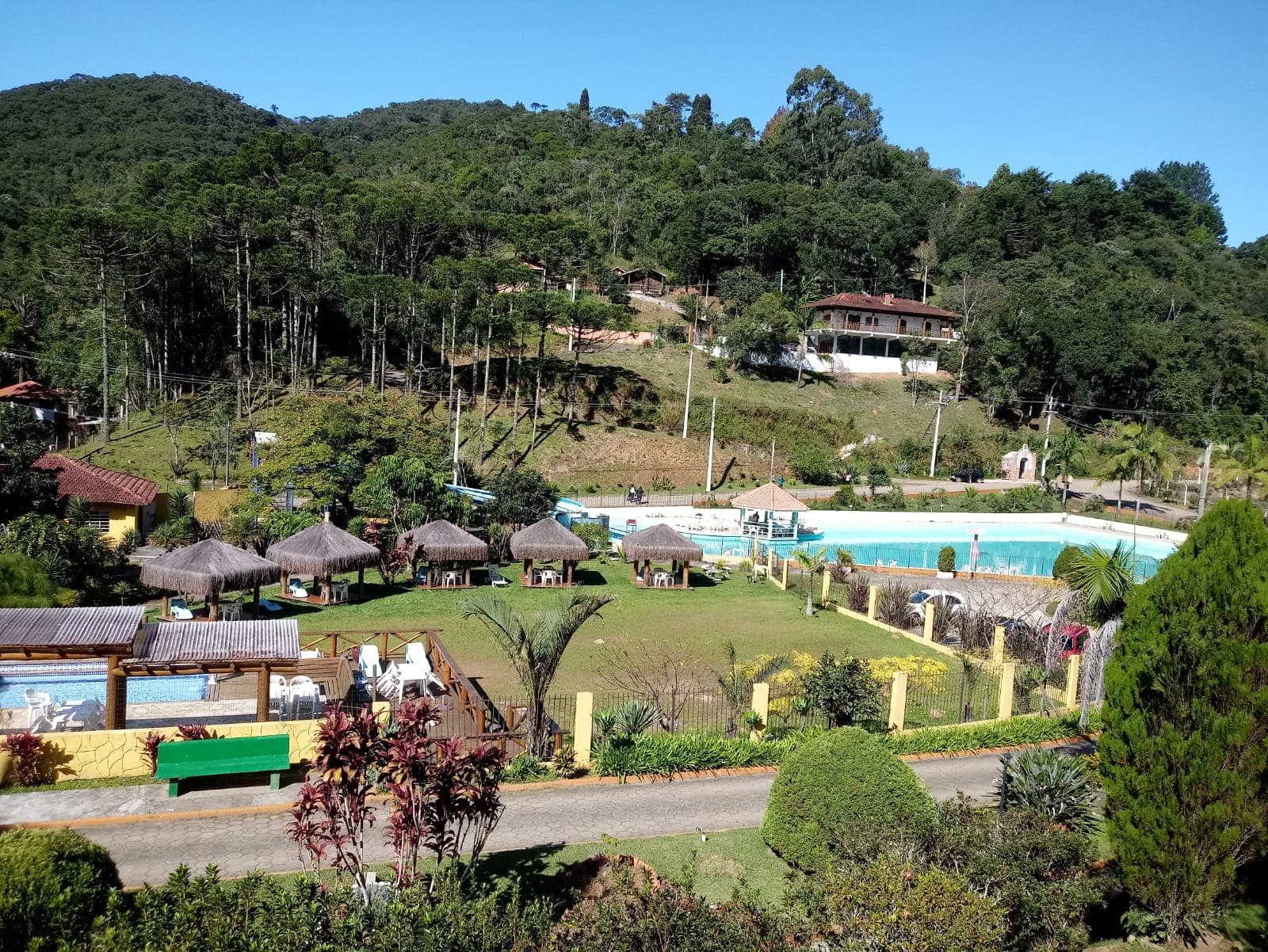 Centro Santo Antônio do Pinhal - Image 1