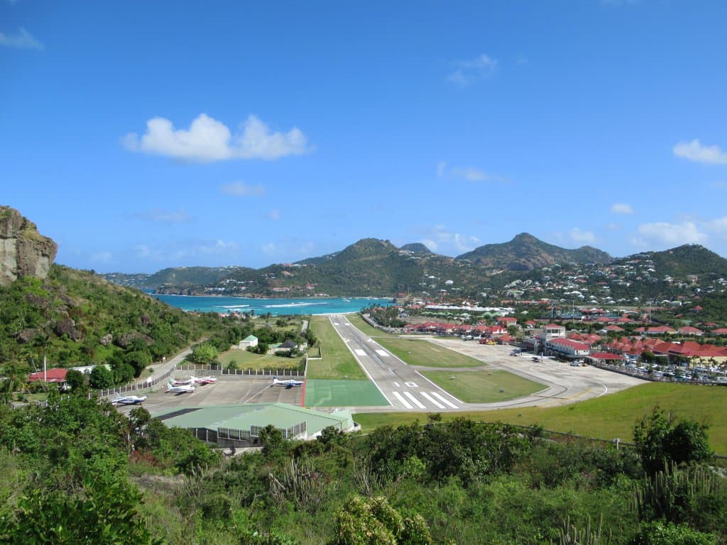Gustaf III Airport Viewpoint - Image 1