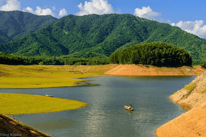 Hoa Trung Lake Da Nang - Image 1