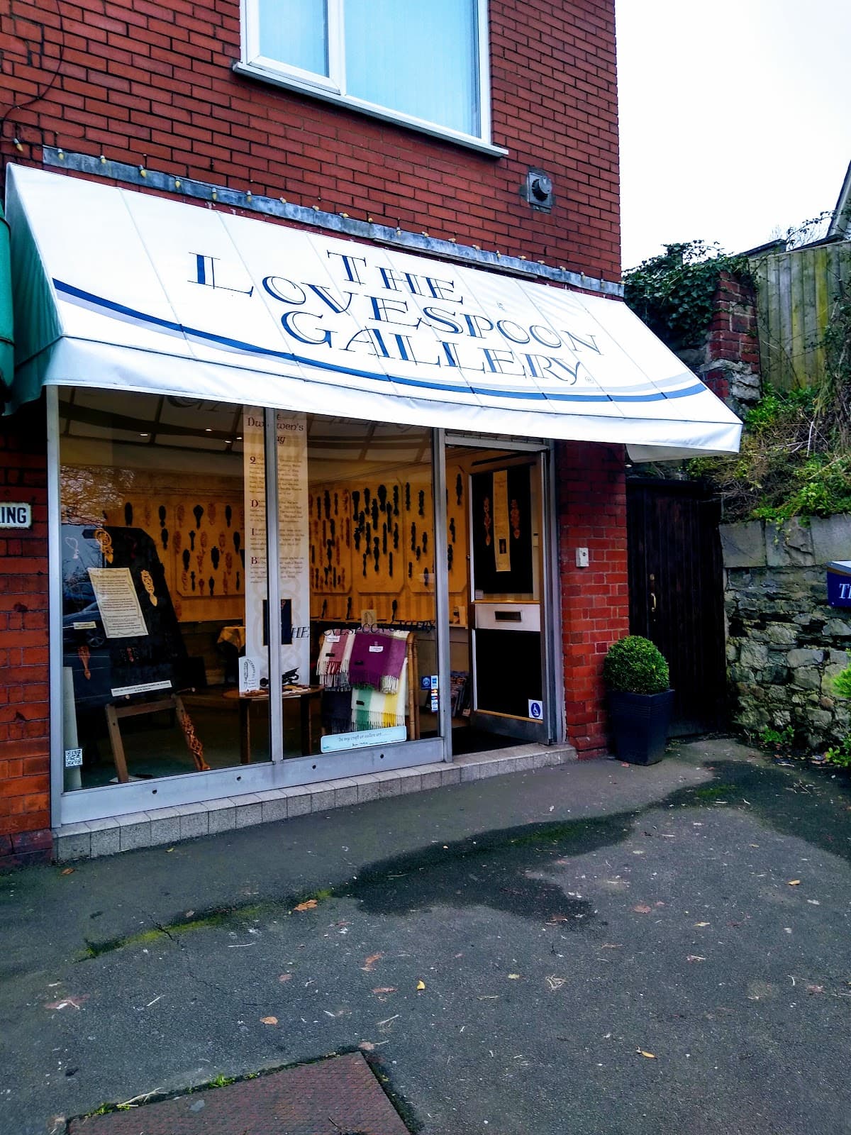 The Lovespoon Gallery (Mumbles) - Image 1