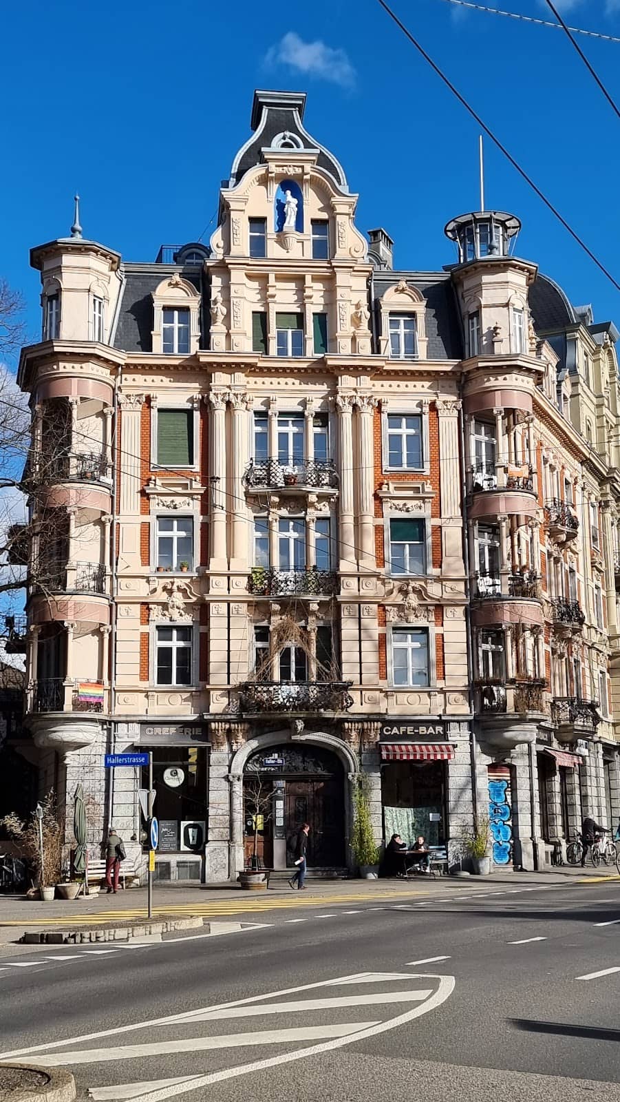 Family-Friendly Atmosphere