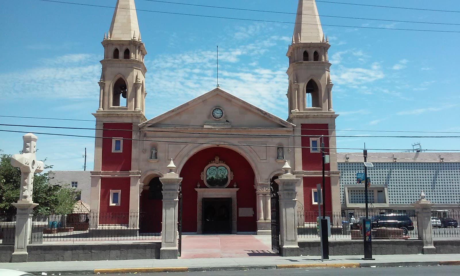 San Lorenzo neighborhood - Image 1