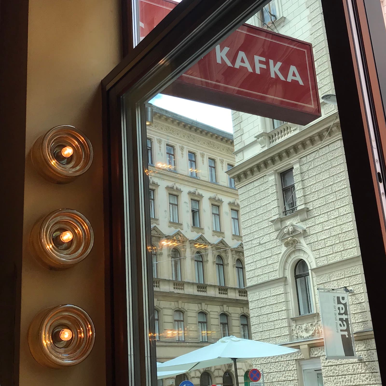 Café Kafka - Image 1