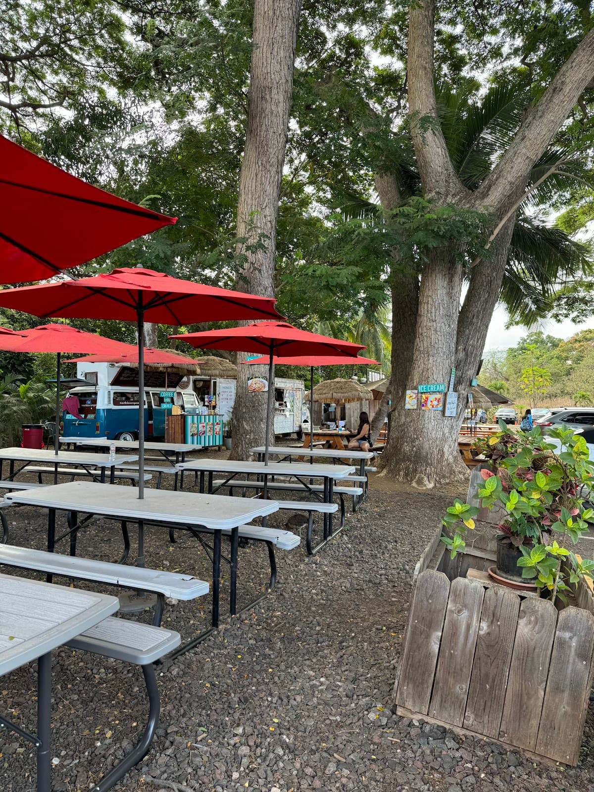 Giovanni's Shrimp Truck Kahuku - Image 1