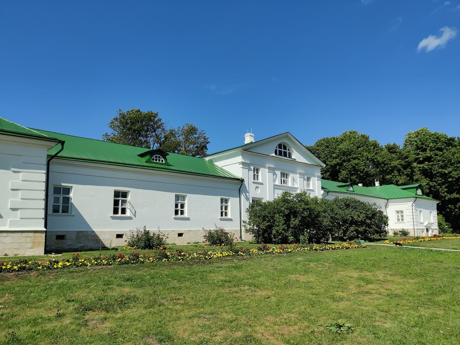Yasnaya Polyana Leo Tolstoy Estate - Image 1