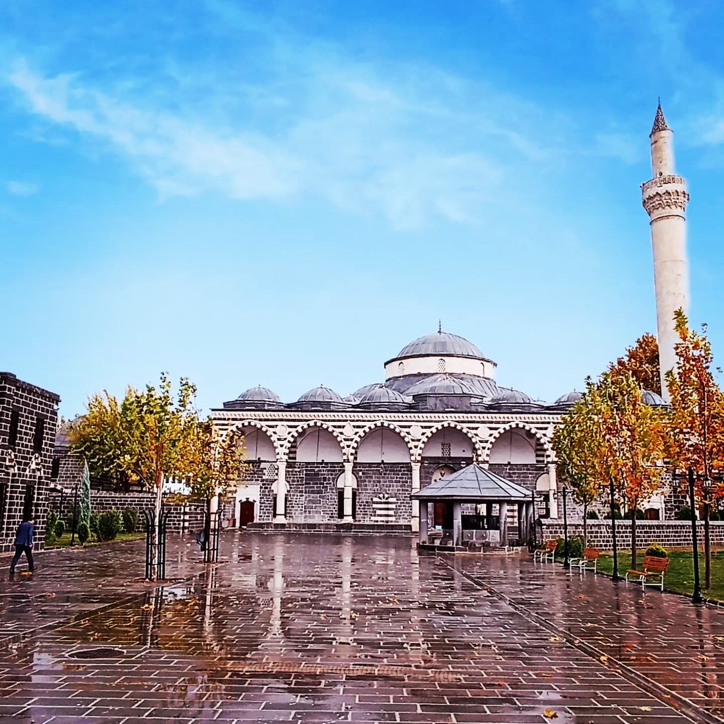 Fatih Pasha (Kursunlu) Mosque - Image 1