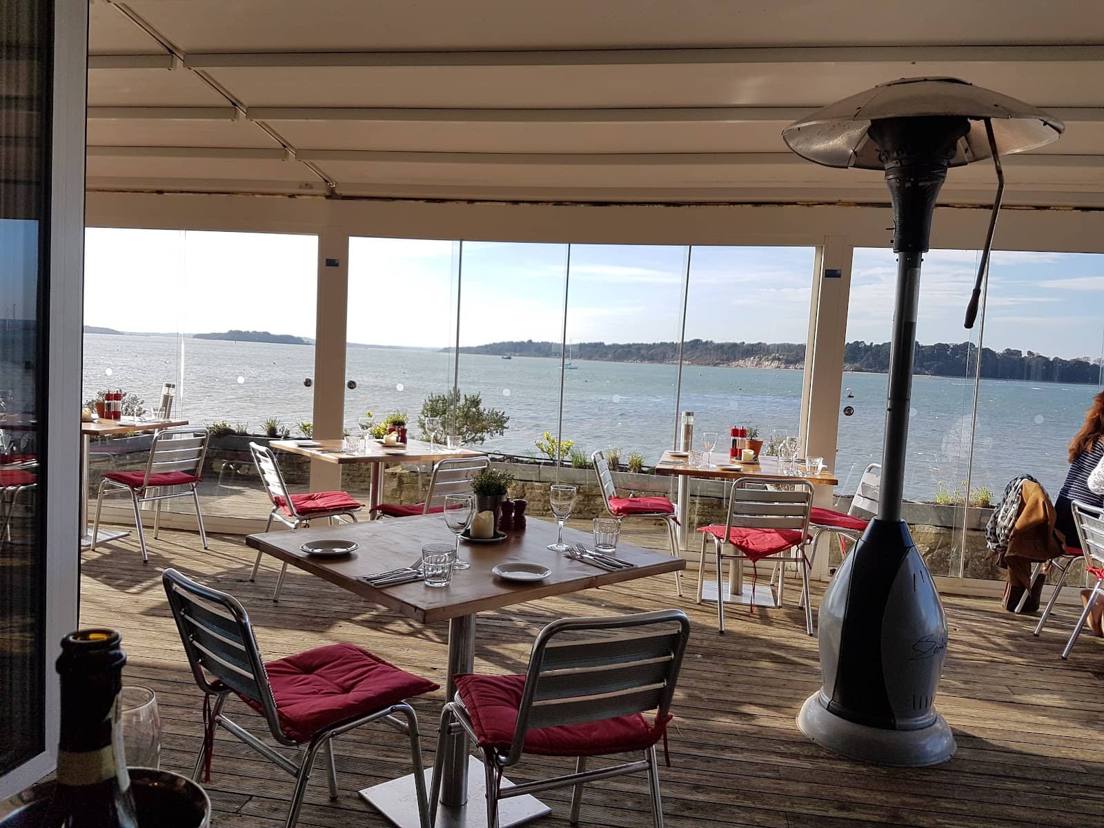 Elegant Beachside Ambiance