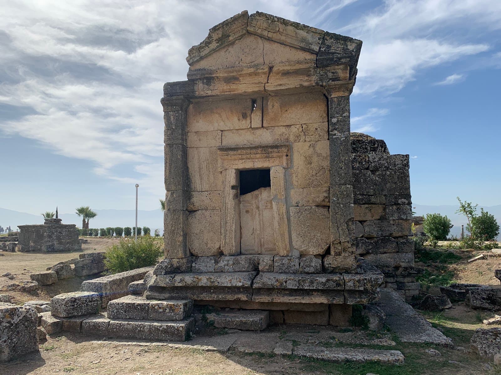 Hierapolis Necropolis - Image 1