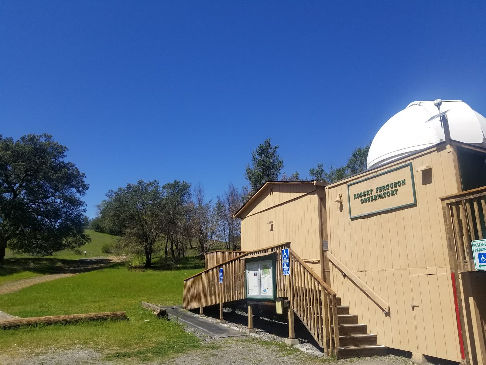 Robert Ferguson Observatory - Image 1