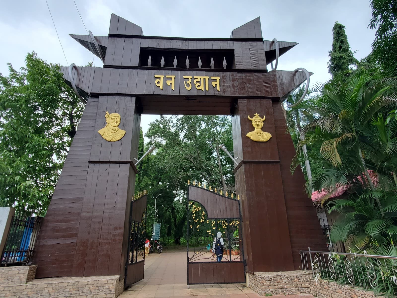 Japanese Rose Garden - Image 1