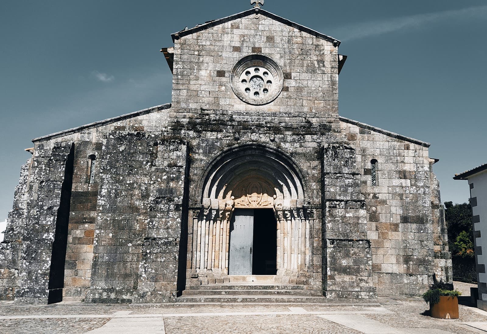 Mosteiro de São Pedro de Rates - Image 1