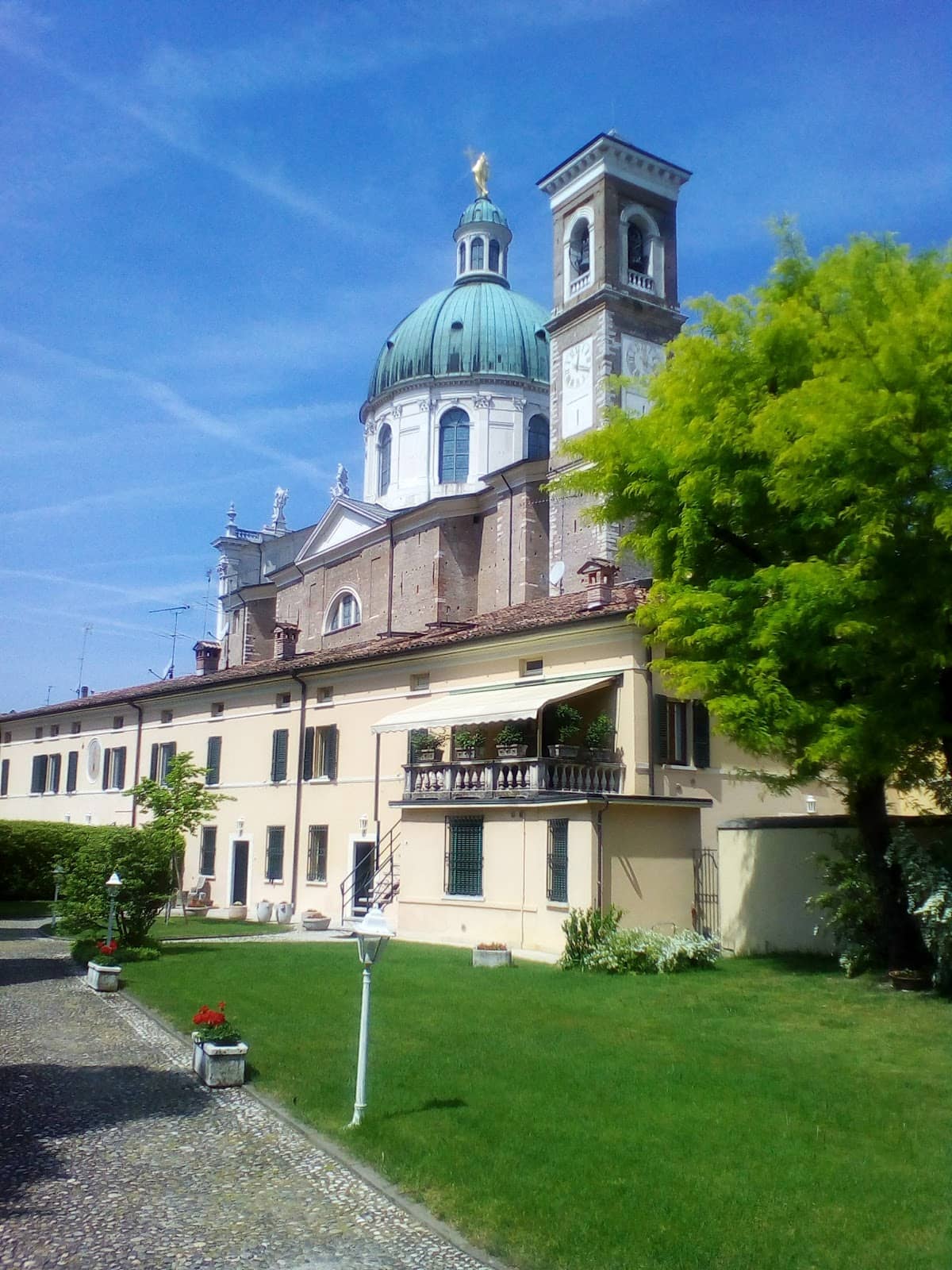Vertical photo
