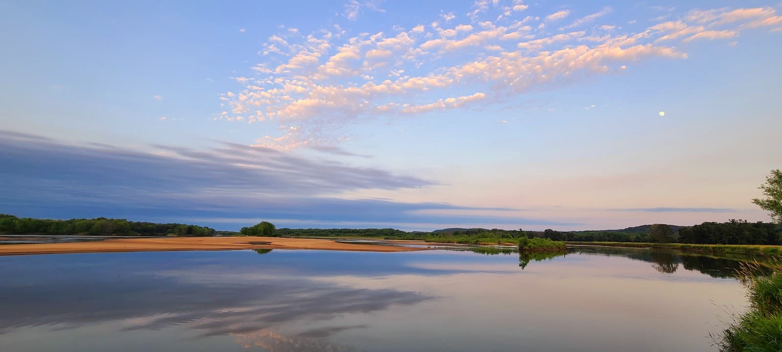 Avoca Prairie and Savanna State Natural Area - Image 1