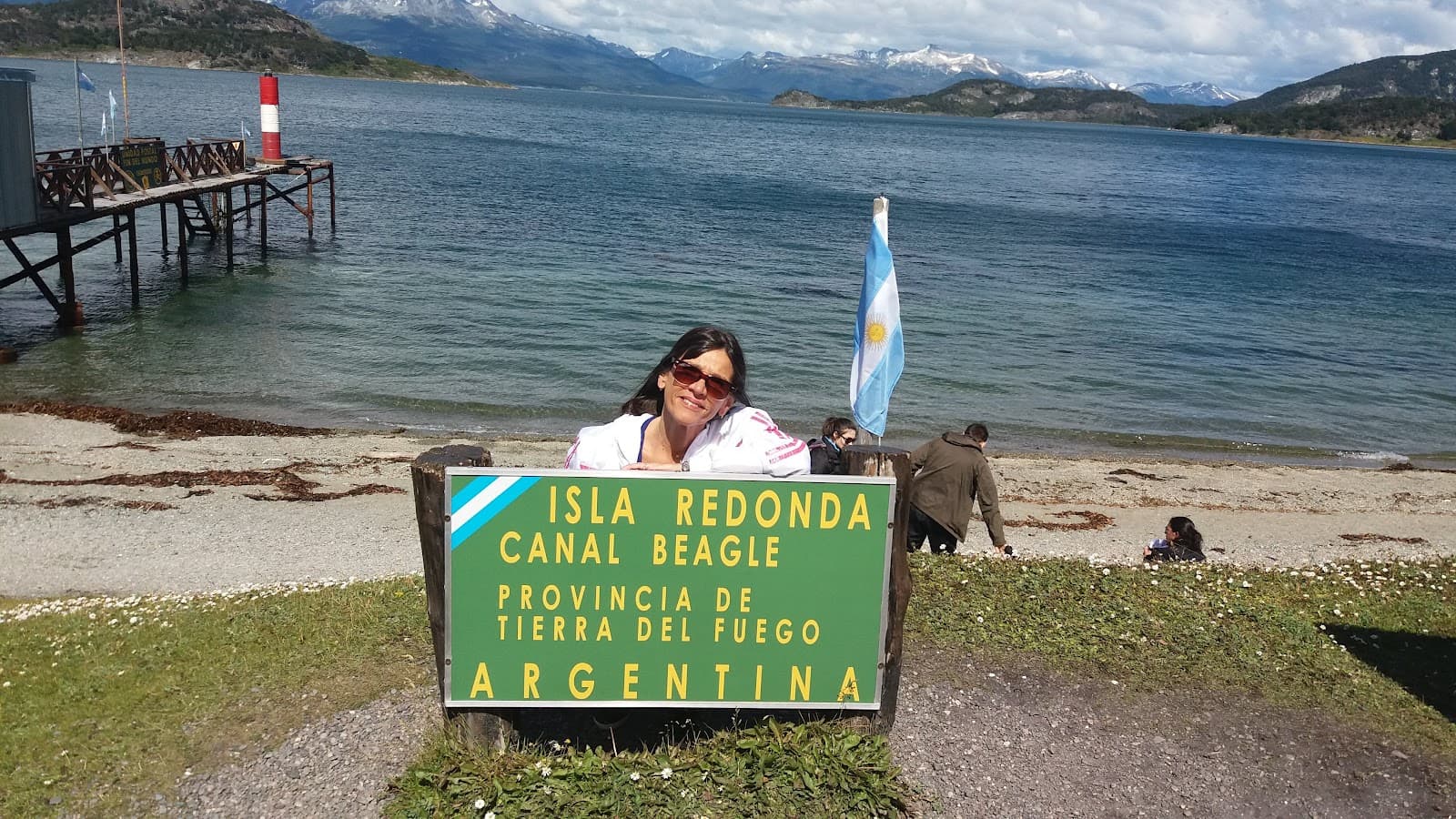 Isla Redonda - Image 1
