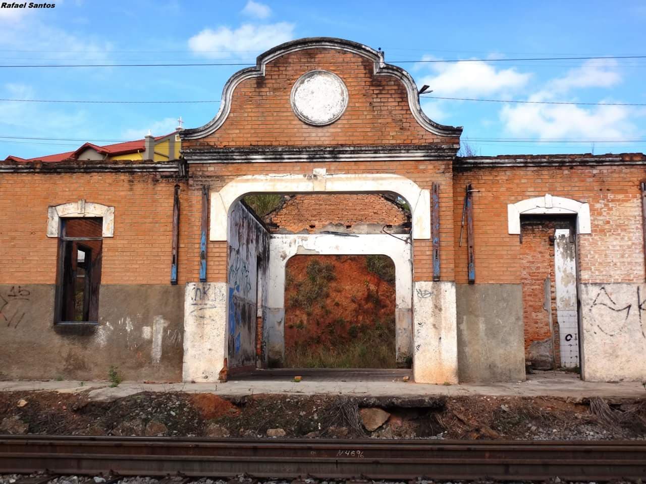 Estação Ferroviária Canguera - Image 1