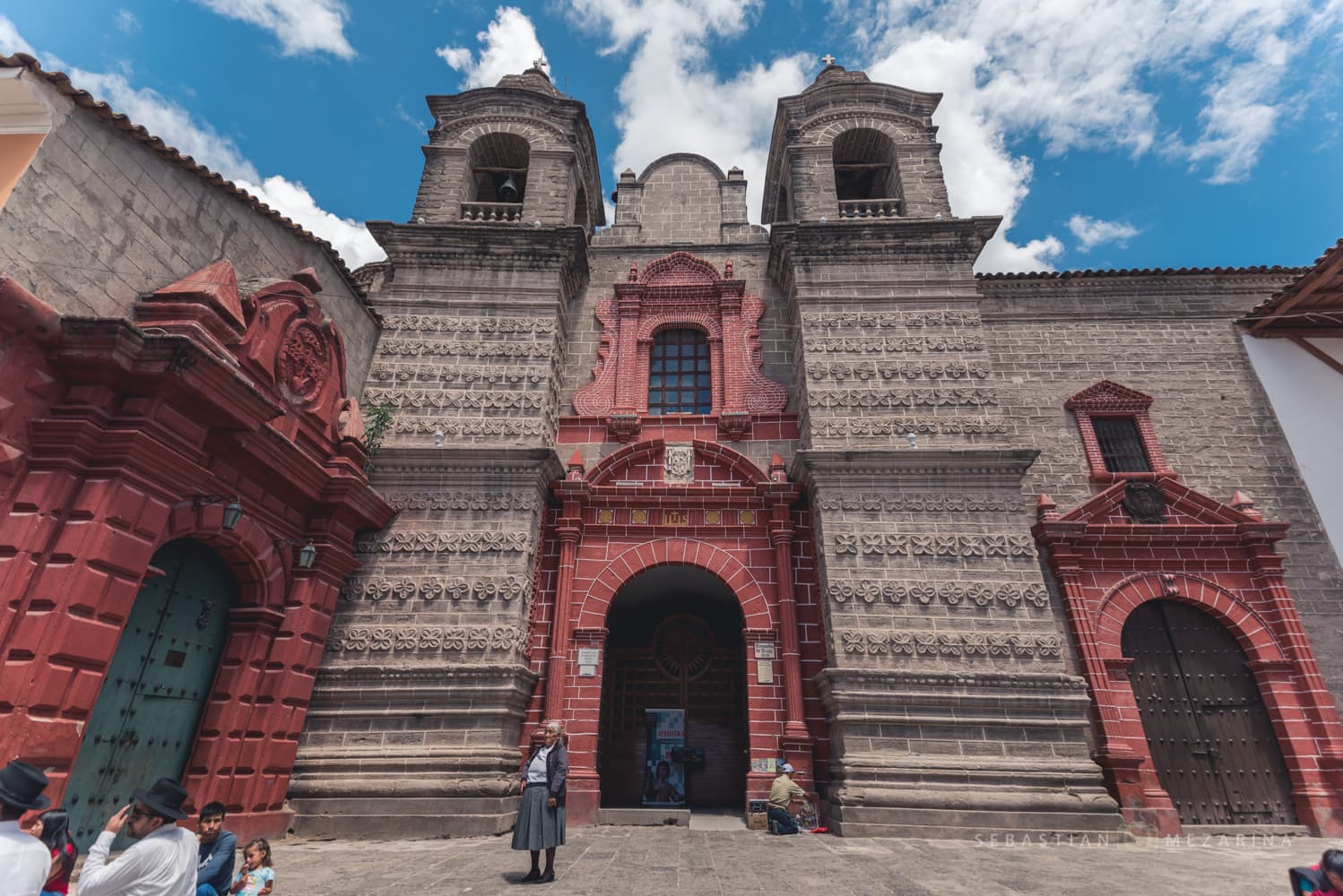 Compañía de Jesús Church - Image 1
