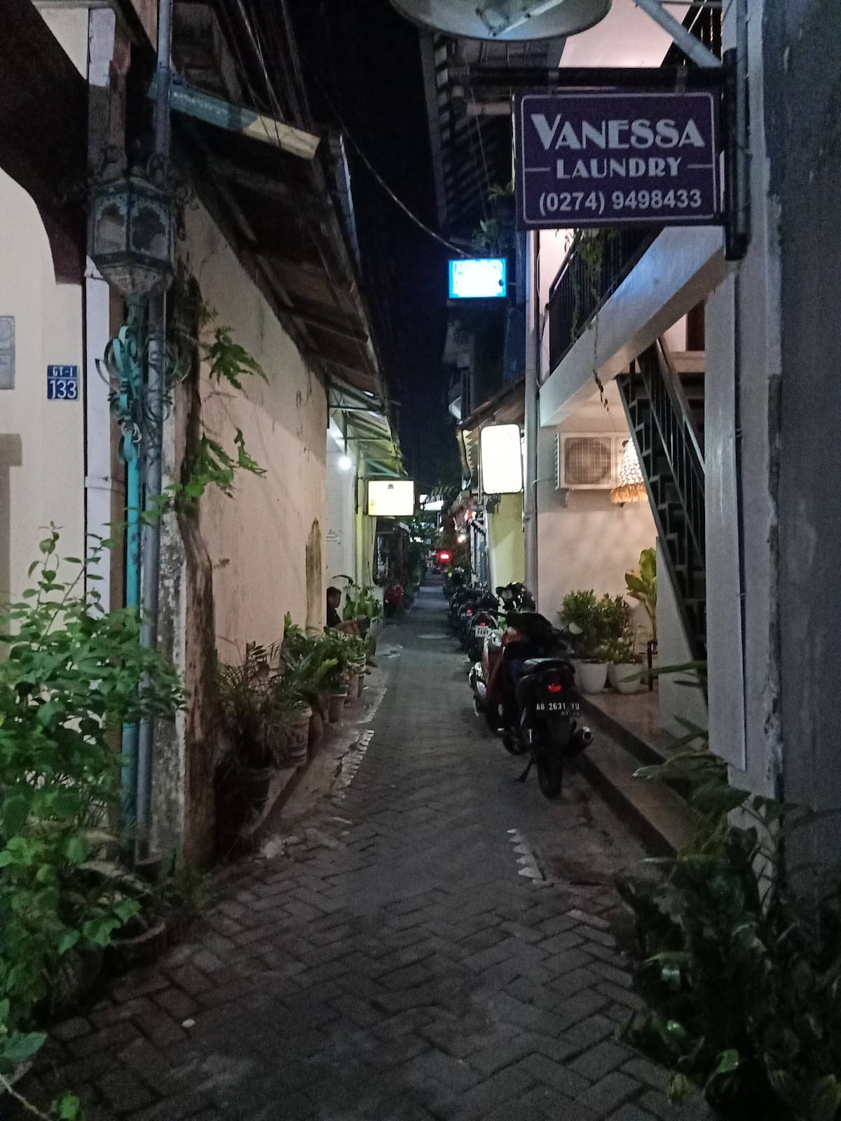 Craft & Souvenir Shops