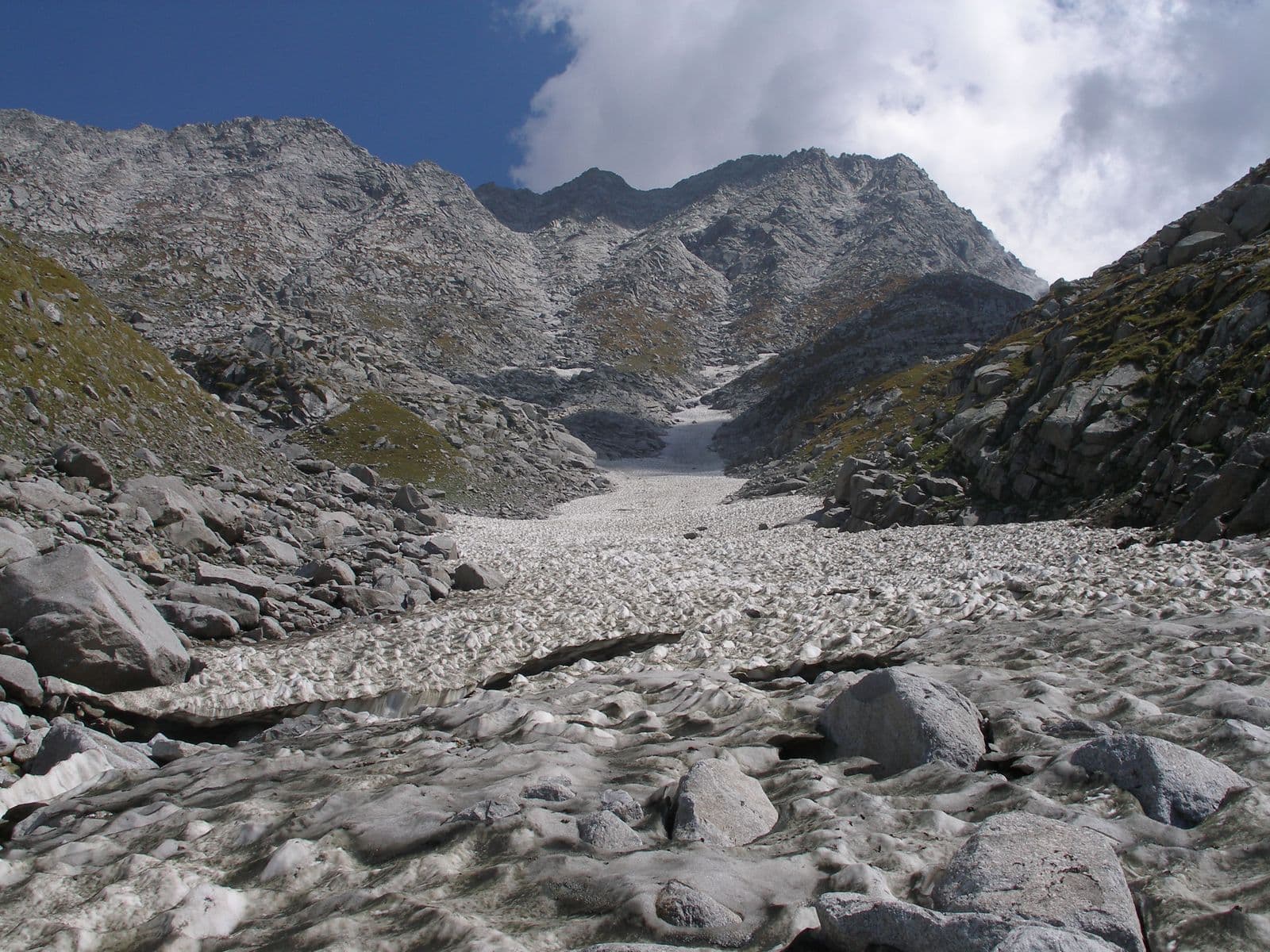 Lahesh Cave Snowline - Image 1