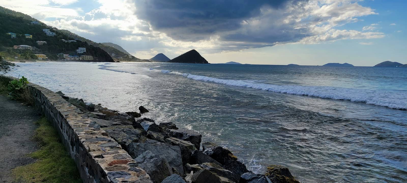 Rocky Shoreline Charm