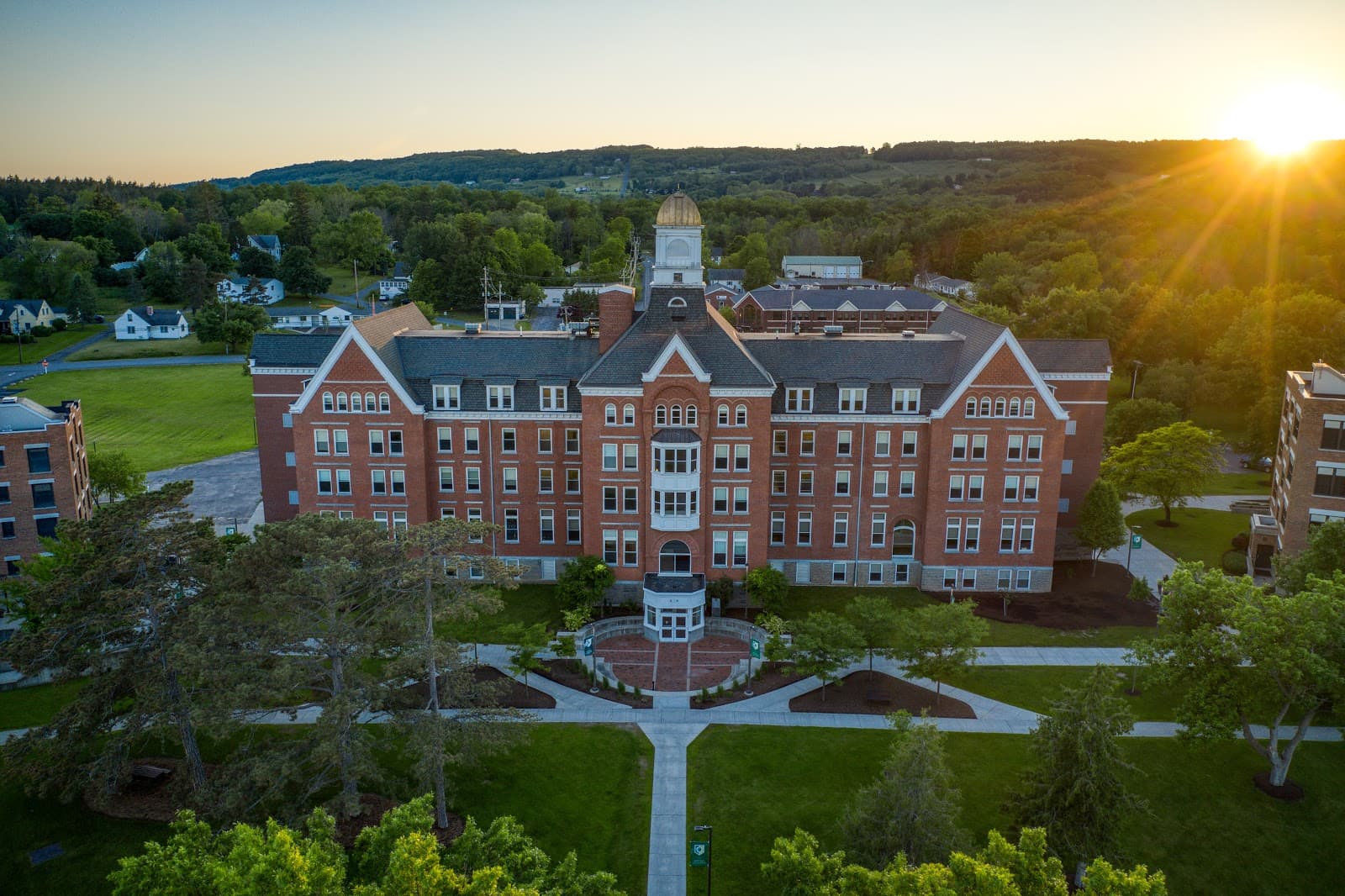 Keuka College - Image 1