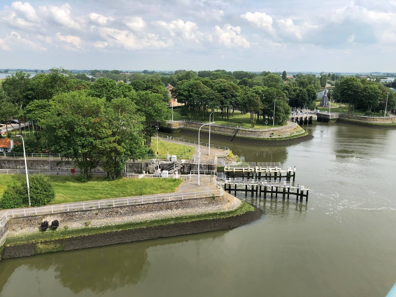 Scenic Cycling & Walking Paths