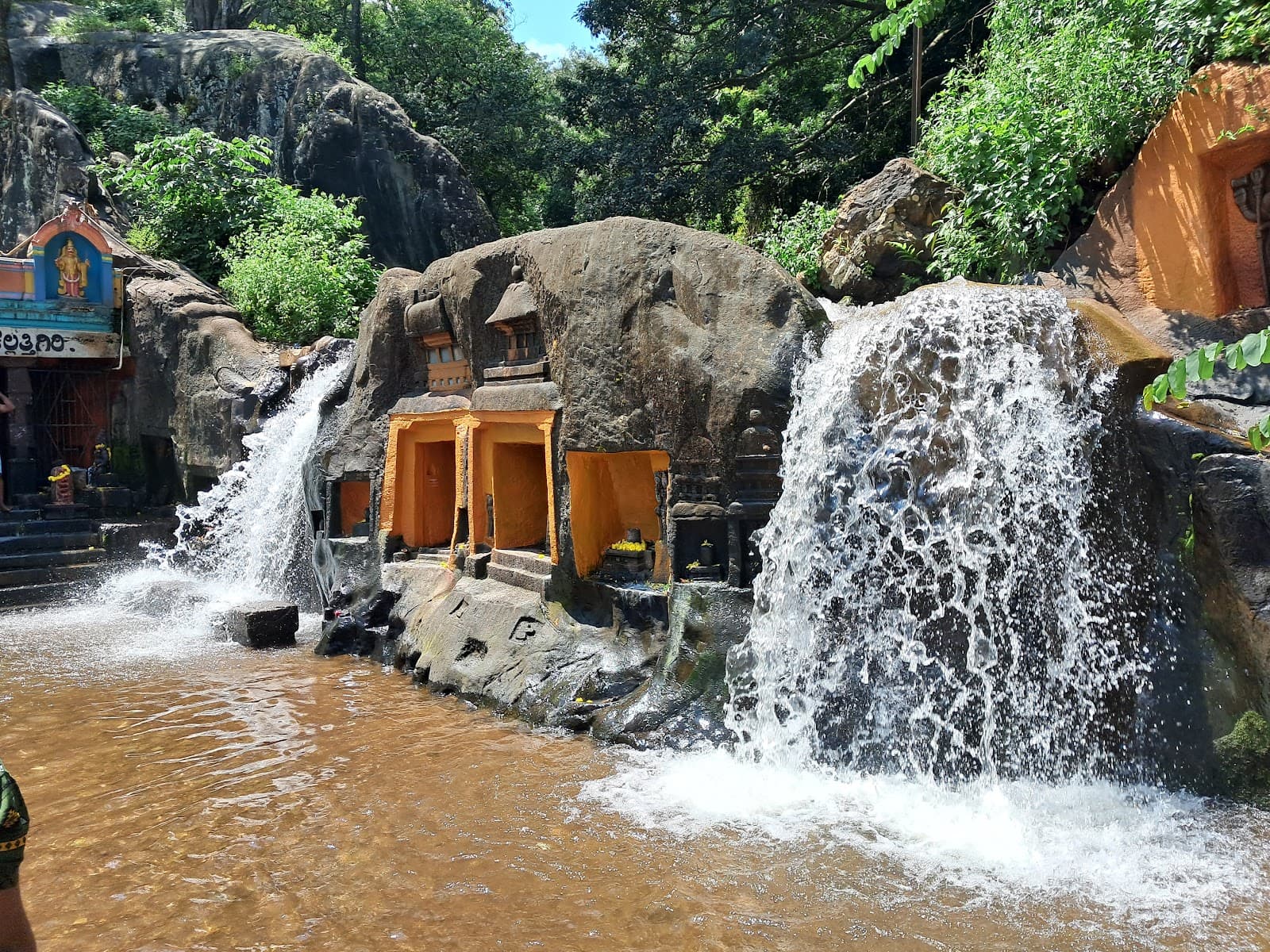 Kalhatti Falls - Image 1