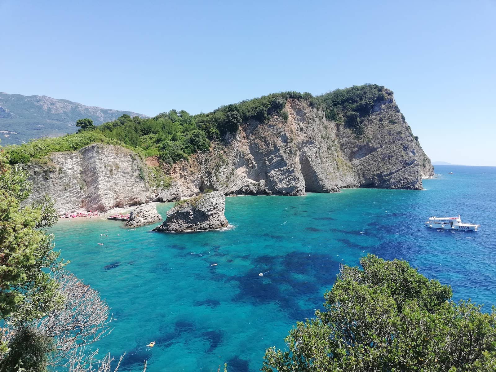 Wild Beaches & Nature