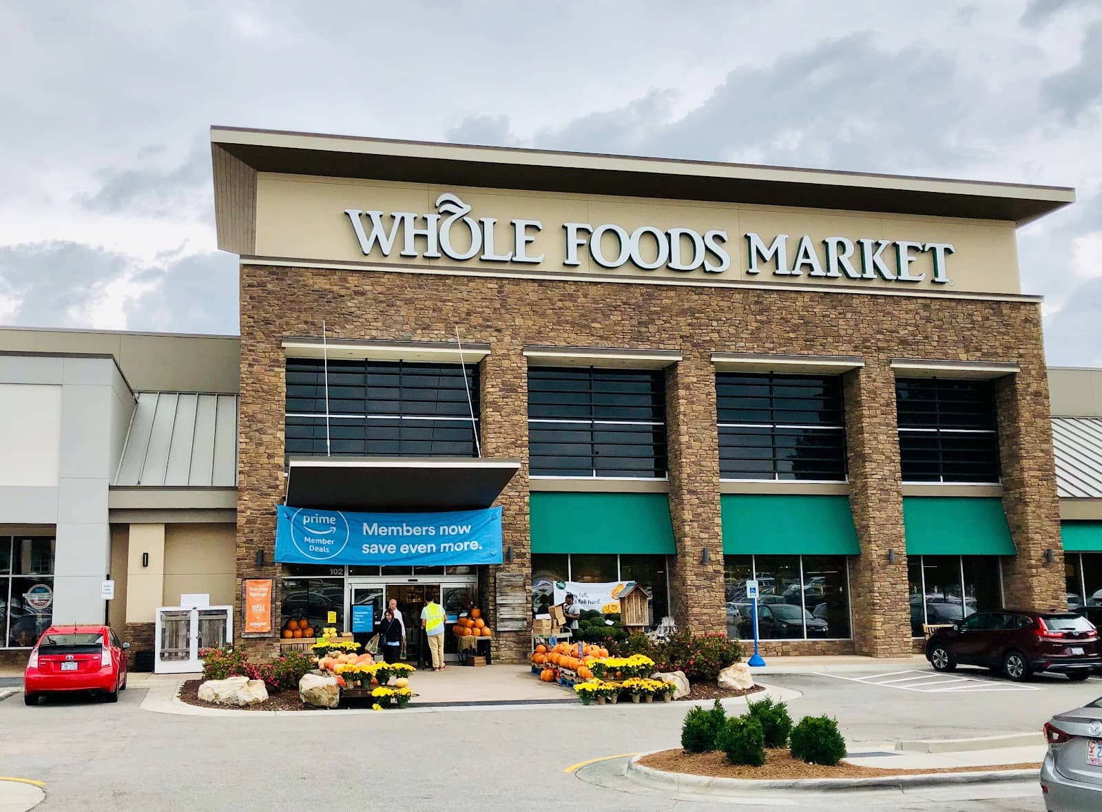 Diverse Dining Options