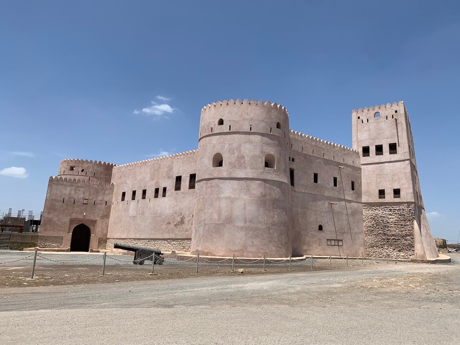 Barka Fort - Image 1